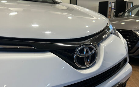 Toyota RAV4, 2017 год, 2 050 000 рублей, 7 фотография
