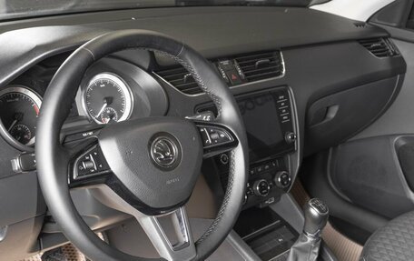 Skoda Octavia, 2018 год, 1 655 700 рублей, 3 фотография