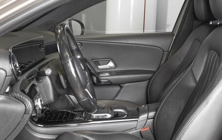 Mercedes-Benz A-Класс, 2020 год, 2 460 000 рублей, 11 фотография