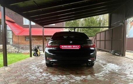 BMW 3 серия, 2021 год, 3 300 000 рублей, 3 фотография