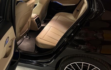 BMW 3 серия, 2021 год, 3 300 000 рублей, 23 фотография