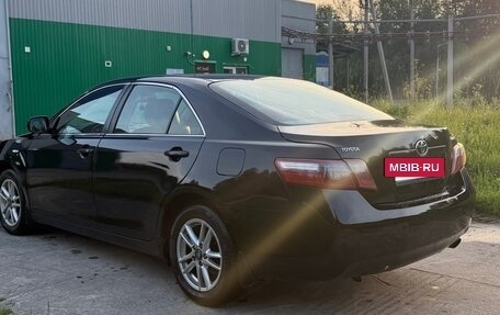 Toyota Camry, 2008 год, 940 000 рублей, 3 фотография