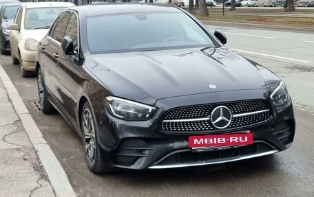 Mercedes-Benz E-Класс, 2021 год, 4 850 000 рублей, 3 фотография