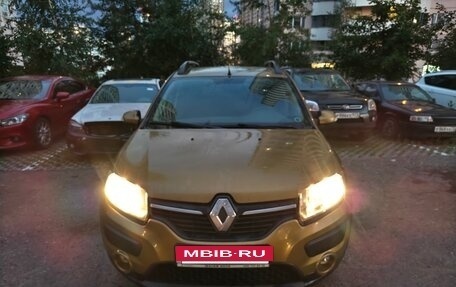Renault Sandero II рестайлинг, 2016 год, 930 000 рублей, 2 фотография