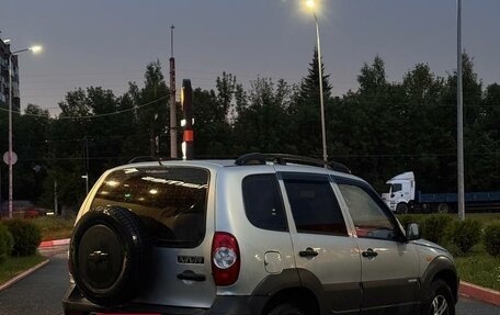 Chevrolet Niva I рестайлинг, 2009 год, 350 000 рублей, 3 фотография