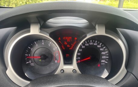 Nissan Juke II, 2012 год, 1 050 000 рублей, 19 фотография