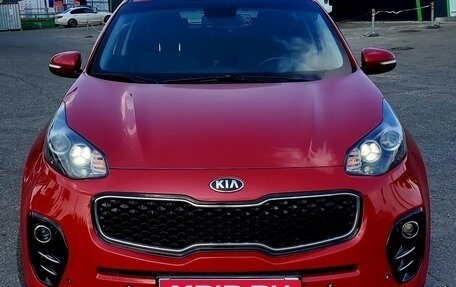 KIA Sportage IV рестайлинг, 2018 год, 1 800 000 рублей, 2 фотография