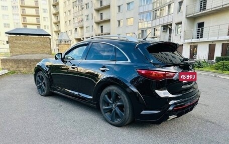 Infiniti QX70, 2013 год, 2 900 000 рублей, 4 фотография