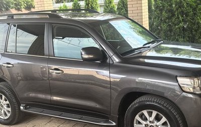 Toyota Land Cruiser 200, 2020 год, 7 500 000 рублей, 1 фотография