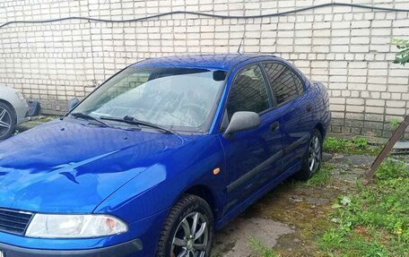 Mitsubishi Carisma I, 2003 год, 200 000 рублей, 4 фотография