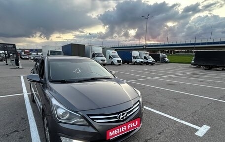 Hyundai Solaris II рестайлинг, 2015 год, 1 000 070 рублей, 2 фотография