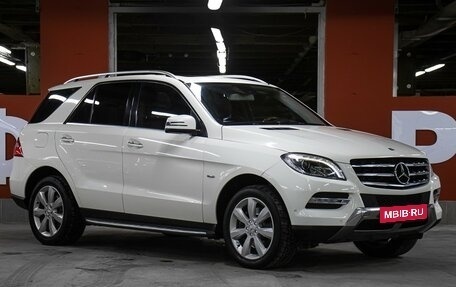 Mercedes-Benz M-Класс, 2012 год, 1 949 000 рублей, 3 фотография