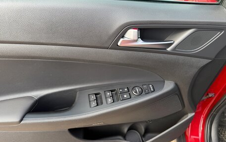 Hyundai Tucson III, 2020 год, 2 370 000 рублей, 12 фотография