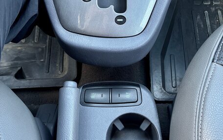 Hyundai Tucson III, 2005 год, 820 000 рублей, 21 фотография