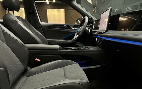 Volkswagen Tiguan, 2025 год, 4 950 000 рублей, 17 фотография