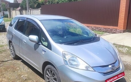 Honda Fit Shuttle I рестайлинг, 2014 год, 700 000 рублей, 3 фотография