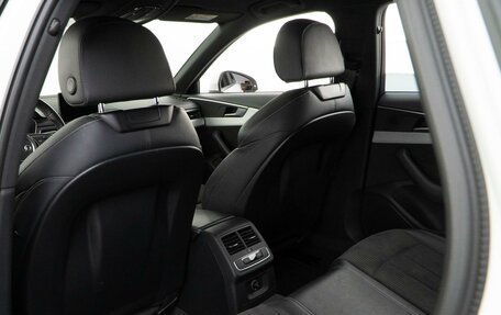 Audi A4, 2018 год, 2 825 500 рублей, 12 фотография