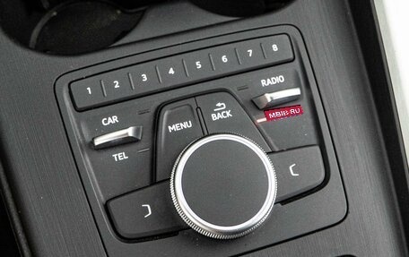 Audi A4, 2018 год, 2 825 500 рублей, 15 фотография