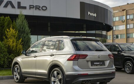 Volkswagen Tiguan II, 2018 год, 2 794 000 рублей, 7 фотография