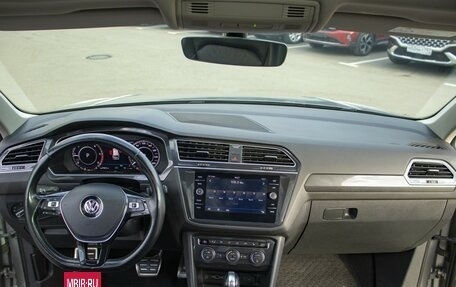Volkswagen Tiguan II, 2018 год, 2 794 000 рублей, 14 фотография