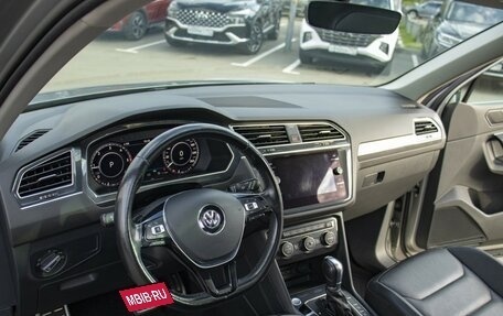 Volkswagen Tiguan II, 2018 год, 2 794 000 рублей, 15 фотография