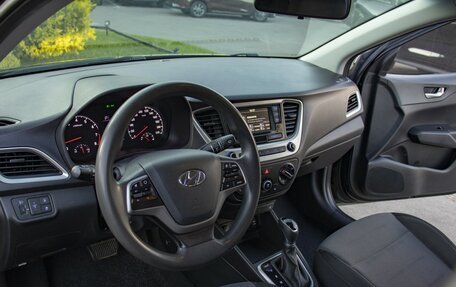 Hyundai Solaris II рестайлинг, 2017 год, 995 000 рублей, 15 фотография