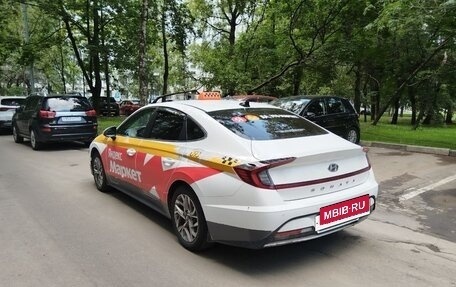 Hyundai Sonata VIII, 2021 год, 1 750 000 рублей, 5 фотография