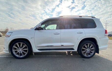 Toyota Land Cruiser 200, 2015 год, 5 900 000 рублей, 3 фотография