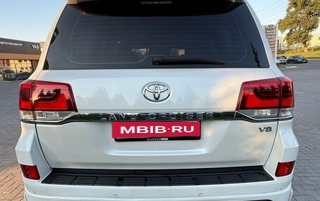 Toyota Land Cruiser 200, 2015 год, 5 900 000 рублей, 7 фотография