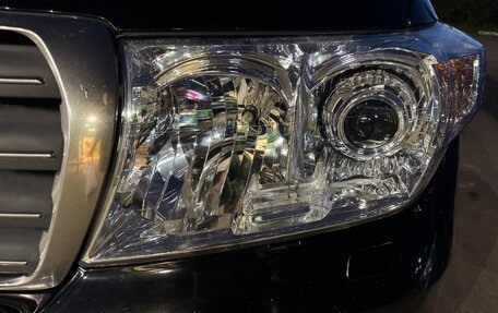 Toyota Land Cruiser 200, 2010 год, 3 100 000 рублей, 20 фотография