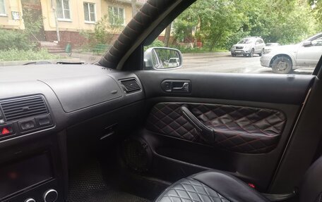 Volkswagen Golf IV, 2003 год, 400 000 рублей, 9 фотография