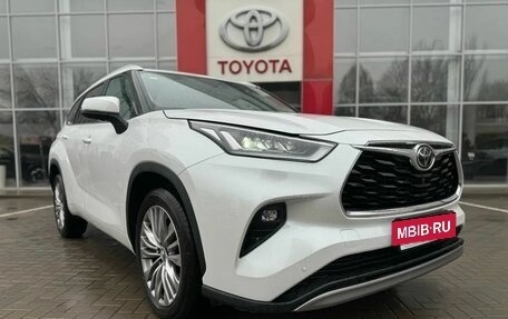 Toyota Highlander, 2025 год, 5 900 000 рублей, 7 фотография