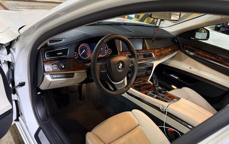 BMW 7 серия, 2014 год, 1 900 000 рублей, 8 фотография