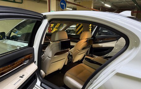 BMW 7 серия, 2014 год, 1 900 000 рублей, 12 фотография