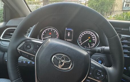 Toyota Camry, 2018 год, 2 050 000 рублей, 7 фотография