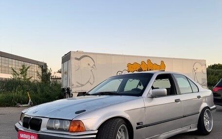 BMW 3 серия, 1993 год, 275 000 рублей, 8 фотография