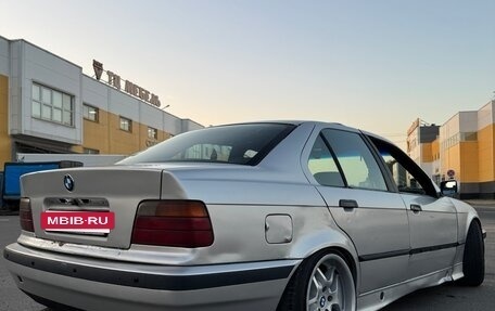 BMW 3 серия, 1993 год, 275 000 рублей, 14 фотография