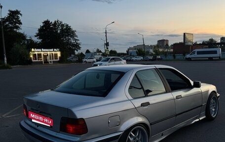 BMW 3 серия, 1993 год, 275 000 рублей, 3 фотография