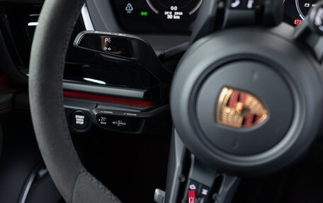 Porsche Panamera, 2025 год, 26 590 000 рублей, 16 фотография