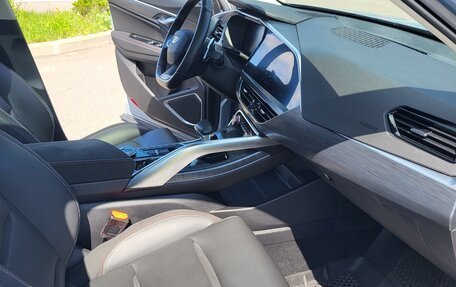 Geely Tugella FY11, 2022 год, 2 850 000 рублей, 3 фотография