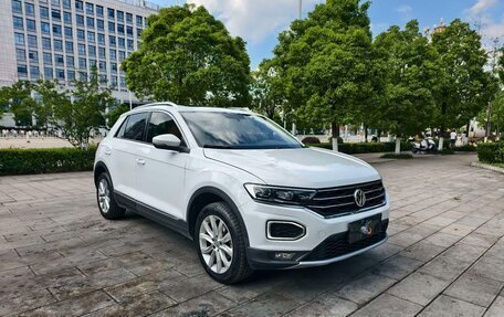Volkswagen T-Roc I, 2021 год, 1 700 000 рублей, 3 фотография