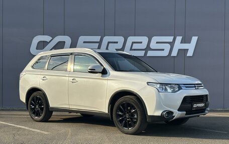 Mitsubishi Outlander III рестайлинг 3, 2014 год, 1 350 000 рублей, 1 фотография