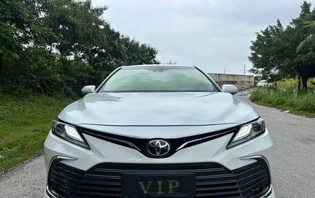 Toyota Camry, 2021 год, 2 100 690 рублей, 2 фотография