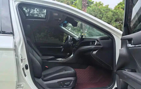 Toyota Camry, 2021 год, 2 100 690 рублей, 8 фотография
