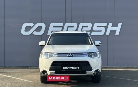 Mitsubishi Outlander III рестайлинг 3, 2014 год, 1 350 000 рублей, 3 фотография