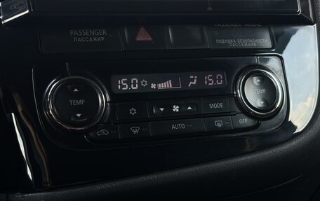 Mitsubishi Outlander III рестайлинг 3, 2014 год, 1 350 000 рублей, 16 фотография