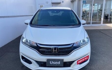 Honda Fit III, 2019 год, 970 000 рублей, 2 фотография