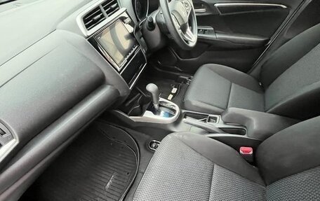 Honda Fit III, 2019 год, 1 090 000 рублей, 14 фотография