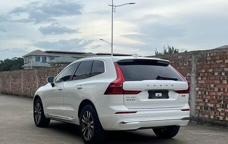 Volvo XC60 II, 2022 год, 3 500 000 рублей, 4 фотография