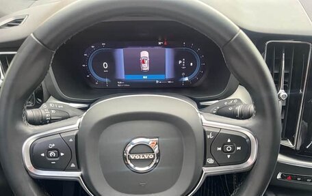Volvo XC60 II, 2022 год, 3 500 000 рублей, 6 фотография